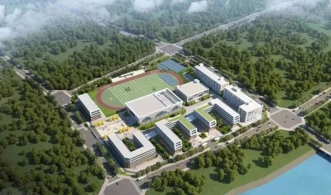 鄭州某外國語新校區(qū)泳池設備及校區(qū)淋浴熱水設備緊張施工中！